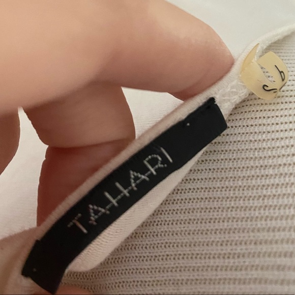 Tahari White Tee Shirt - Picture 3 of 3